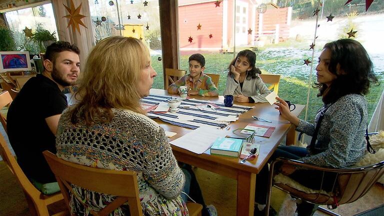 Syrische Kinder beim Deutschunterricht