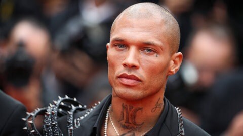 Jeremy Meeks in Cannes auf dem roten Teppich