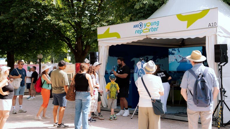 Impressionen von der Festivalmeile beim SWR Sommerfestival 2026