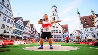 Niko Kappel bei einem Stoßen in Biberach