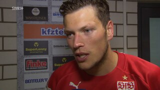 VfB-Torschütze Daniel Ginczek nach dem Klassenerhalt 2015