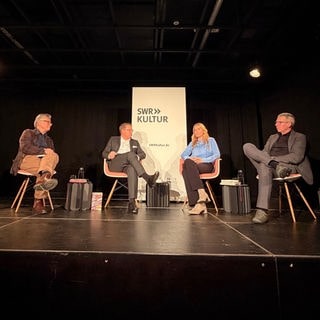 Eberhard Falcke, Carsten Otte, Meike Feßmann und Jörg Magenau im Literaturhaus Freiburg
