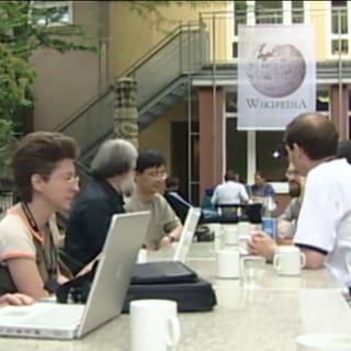 Wikipedia Autor*innen