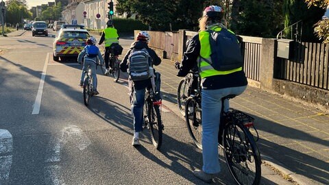 Mit dem Bicibus zur Schule in Landau