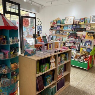 Mitten in Trier ist die Buchhandlung des Kinderbuchverlags "Buchfink"