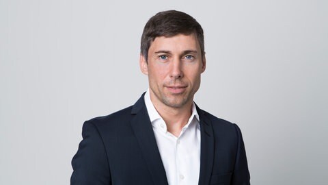 Dirk Baier ist Kriminologie an der Universität Zürich und an der Zürcher Hochschule für Angewandte Wissenschaften. 