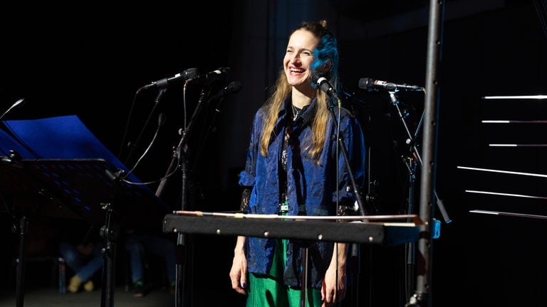 Hanna Eimermacher lacht