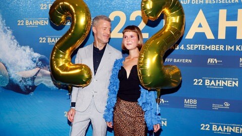 Schriftstellerin Caroline Wahl mit Benjamin von Stuckrad-Barre.