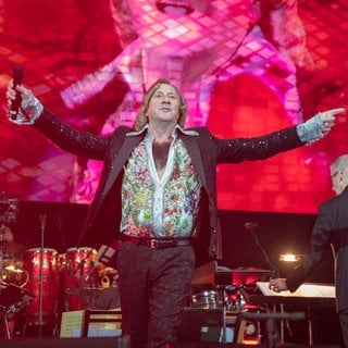 Dieter Thomas Kuhn beim Finale der SWR1 Hitparade 2024 in Stuttgart