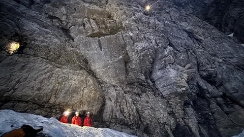 Bergretter der Bergrettung Tirol an der Zugspitze 