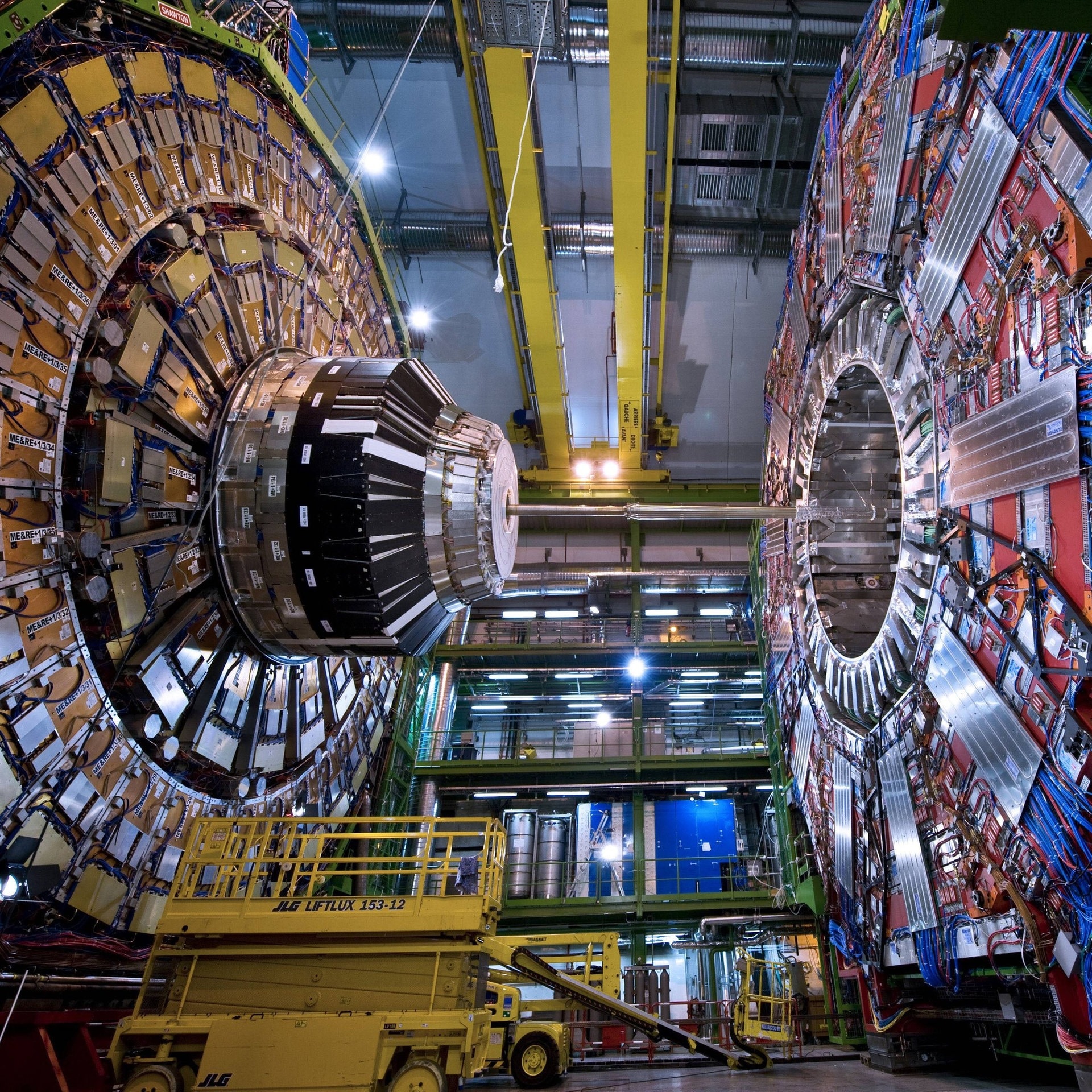 Wie gefährlich ist der LHC-Teilchenbeschleuniger am CERN in Genf? episode artwork