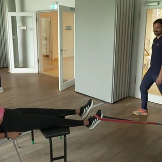 Mikaelle Assani bei der Reha