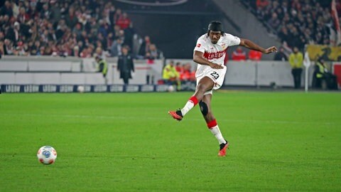 Dan-Axel Zagadou hat beim 3:2 Heimsieg gegen den FC Augsburg 90 Minuten durchgespielt.