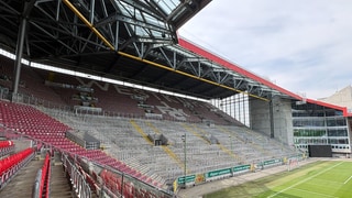 Im Fritz-Walter-Stadion in Kaiserslautern wird gerade umgebaut