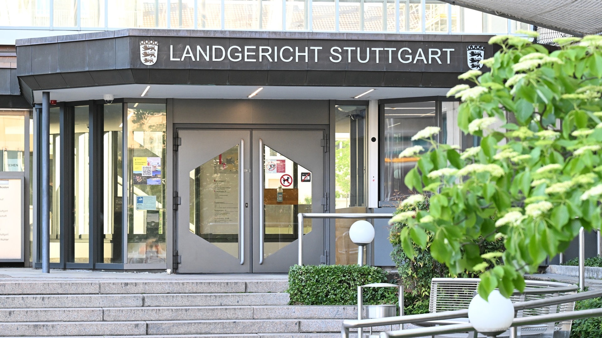 Prozessauftakt in Stuttgart: Mann soll eigene Enkel missbraucht haben
