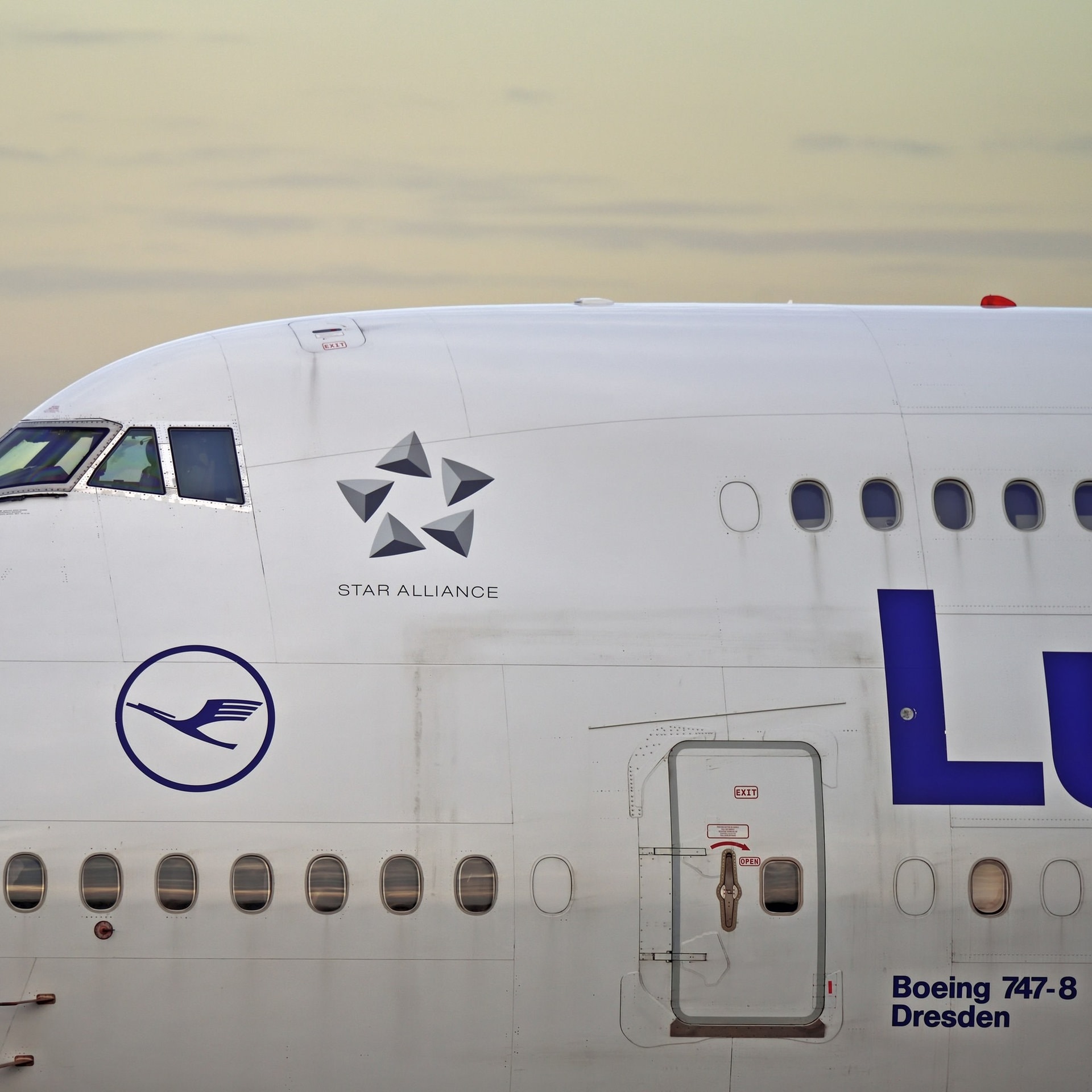 Kann man Flugzeugtüren abschließen? episode artwork