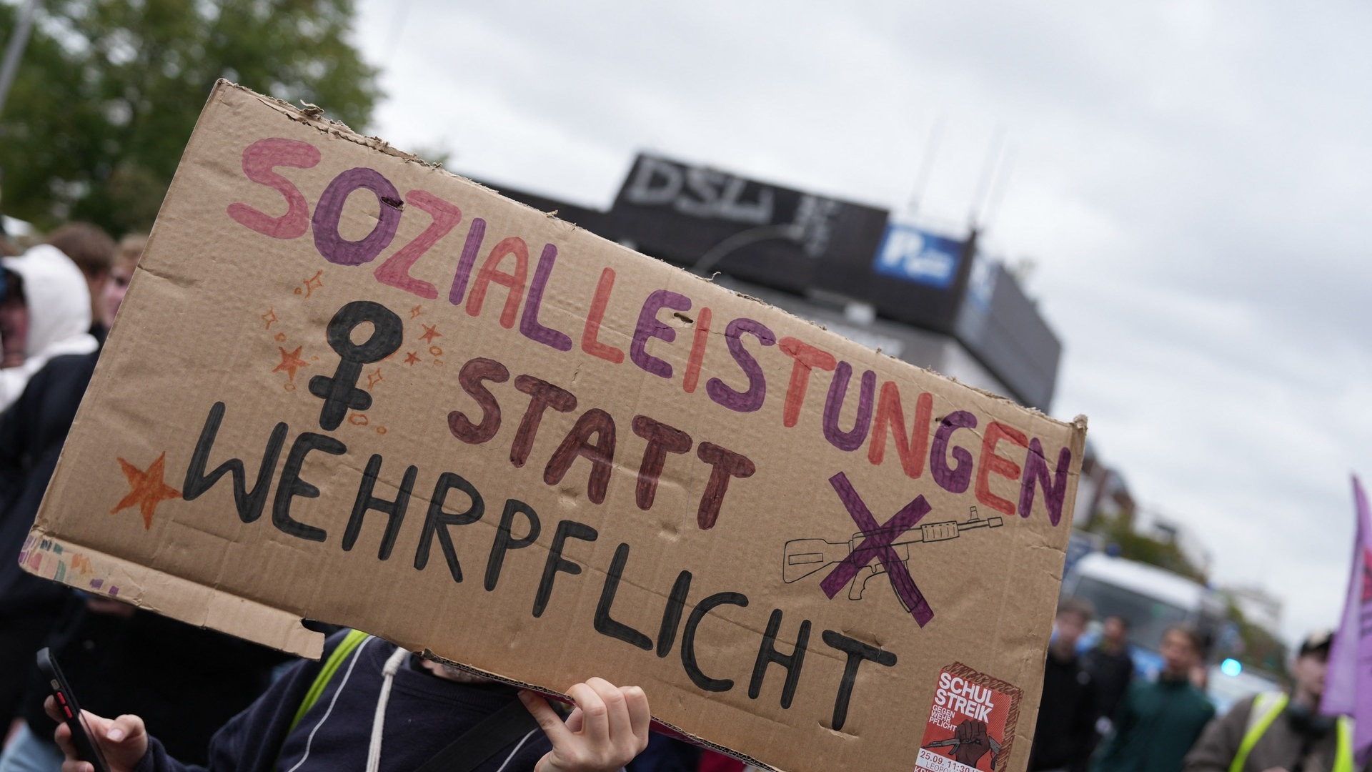 Gen Z-Proteste in BW: ++ ++ Demos in mehreren Städten ++ Das fordern die jungen Menschen ++