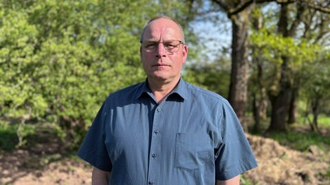 Stefan Fiedler vom Bauern- und Winzerverband Rheinland-Nassau beobachtet, dass immer mehr Landwirte sich um ihre Flächen sorgen müssen.