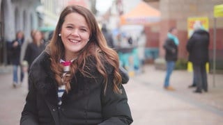 Fabienne Gerau-Frisch macht Wahlkampf für die CDU