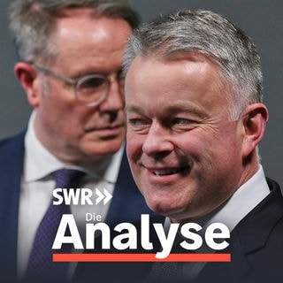Wahlsieger Gordon Schnieder und Verlierer Alexander Schweitzer und der Schriftzug "Die Analyse"