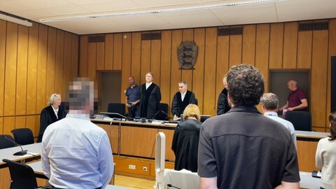 In einem Wald bei Eberstadt soll ein Mann auf einer Mountainbike-Strecke Drahtseile gespannt haben. Am Dienstag fiel vor dem Landgericht Heilbronn ein Urteil. 