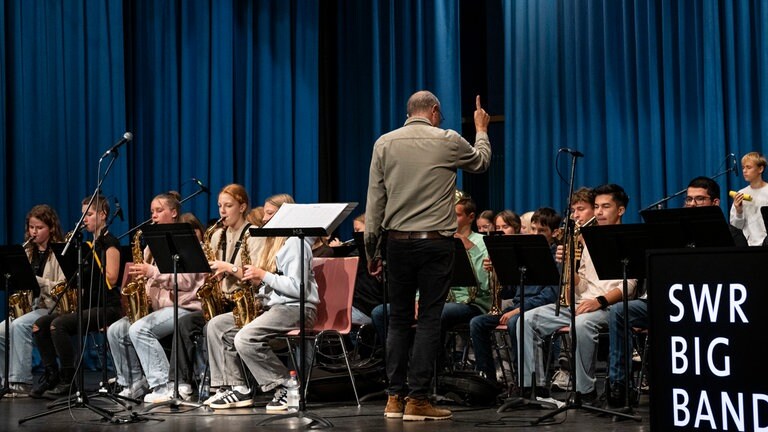 SWR Regiotour: SWR Big Band Workshop mit Schülerinnen und Schülern aus Schwäbisch Gmünd