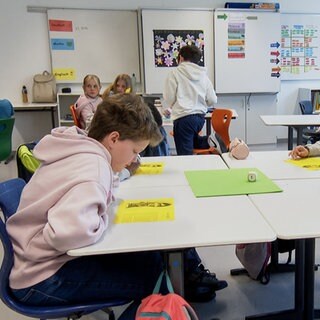 Immer weniger Kinder können richtig lesen: In Baden-Württemberg gibt es jetzt eine gezielte Leseförderung. 