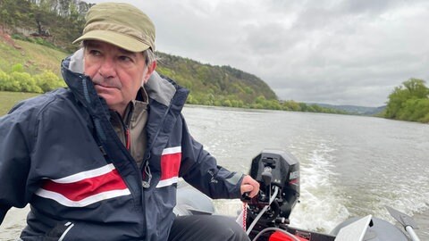Uwe Thein befürchtet künftig auf der Mosel nicht mehr rudern zu können.