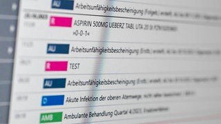 Seit dem 29. April gibt es die elektronische Patientenakte (ePA) auf Bundesebene, die Kritik dauert aber an - vor allem am Datenschutz.