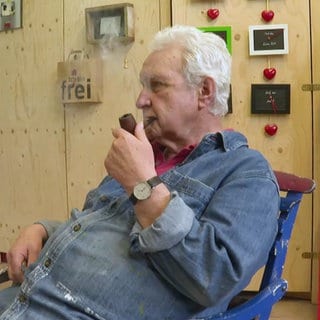 Kuckucksuhren-Künstler Dieter Zimmermann