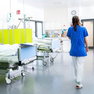 Durch die Abwanderung von Pflegekräften ist die Sterblichkeit in deutschen Krankenhäusern an der Grenze zur Schweiz gestiegen.