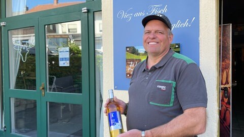 Armin Hunsicker aus dem Saargau baut Äpfel und anderes Obst für Viez und Viezgetränke an. 