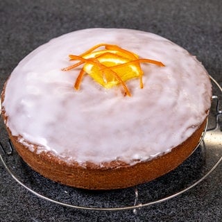 Der Orangenkuchen ist fertig.
