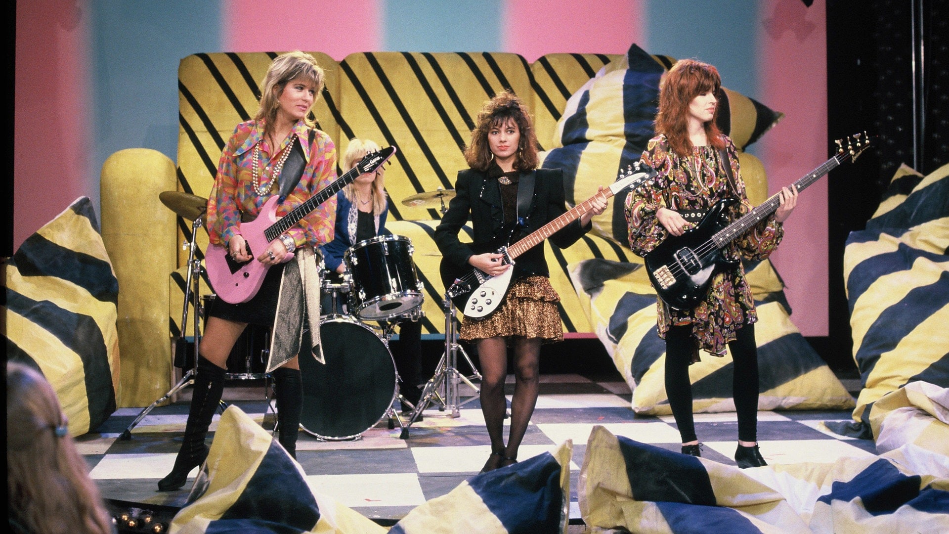 The Bangles – "Walk Like An Egyptian"