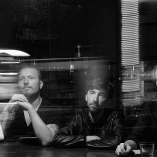 Trio "Pony Says"