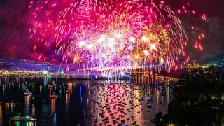 Nach dem Feuerwerk beim diesjährigen Seenachtfest in Konstanz beklagten sich Besucher über Probleme am Bahnhof.