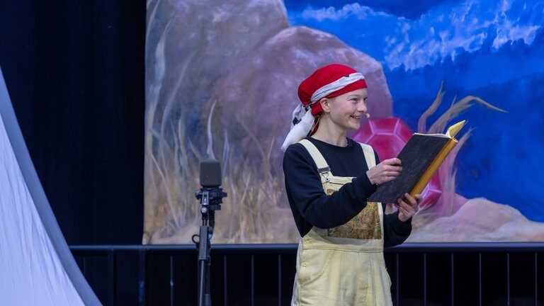 Schauspielerin Stephanie Amarell als Seeräuber Moses