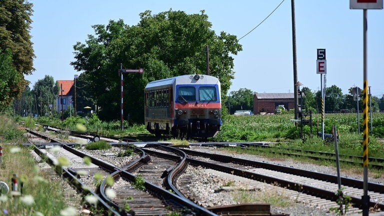... allerdings nur wenige Kilometer nach Wien sieht es gar nicht mehr nach Metropole aus.	
