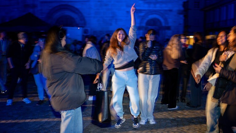 SWR Regiotour: DASDING Partybash auf dem Johannisplatz in Schwäbisch Gmünd