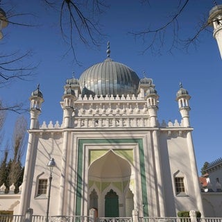 Moschee in der Brienner Straße in Berlin-Wilmersdorf: Die deutschen Moscheen sind vielfältig – von liberal bis radikal. Woher sie ihr Geld haben, ist oft undurchsichtig. Das erschwert Behörden den Kampf gegen Islamisten. 