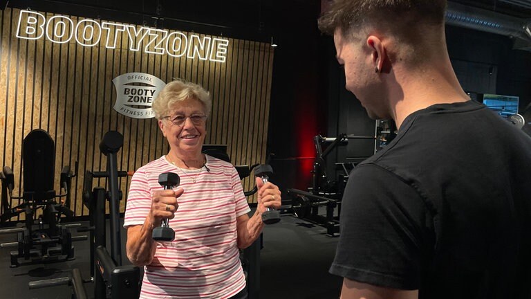 Sandro Faita und seine Nonna machen Videos für Social Media