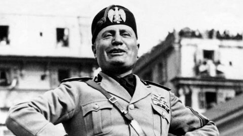 Benito Mussolini (1883 - 1945), italienischer Diktator und Faschist: Mit seinem Marsch auf Rom begann die Regierungszeit Benito Mussolinis. Er machte aus Italien eine Diktatur und wird dafür bis heute verehrt. 