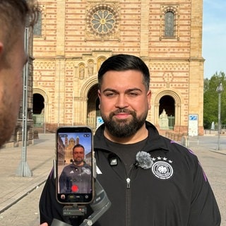 Mehmet Cetin ist mit seinen Videos erfolgreich im Internet.
