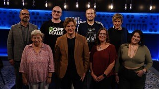 Brigitte Balkenhol, Michael Steinbrecher, Meike Burri, Lucy (vorne), Prof. Dr. Christian Müller, Niels Petersen, Hagen Decker, Dr. Karin Sievert-Fischer