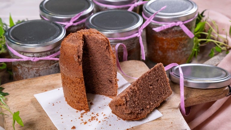 Rezept für saftigen Kuchen im Glas, der sehr lange haltbar ist