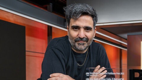 Cem Kaya