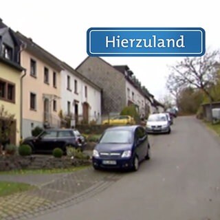 Straße mit mehreren Autos