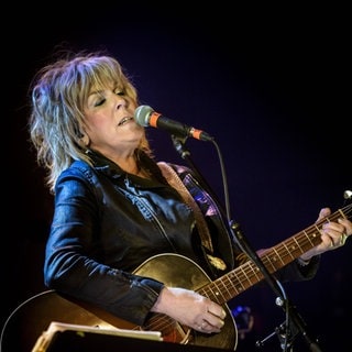 Lucinda Williams, Sängerin und Songwriterin