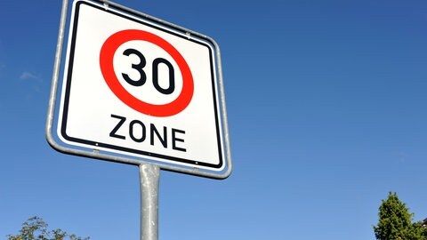 30er-Zone-Schild