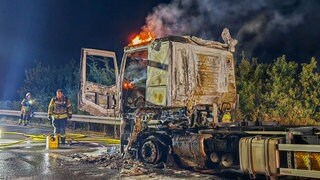 Auf der A6 bei Kirchardt hat am Sonntagabend ein Lkw gebrannt. Der Fahrer konnte sich retten. 
